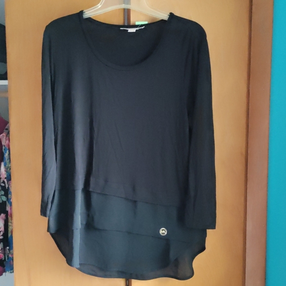 Michael Kors Tops - Michael kors women's size large shirt